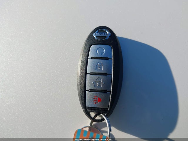3N1CP5CU2KL565525 Nissan KICKS SV