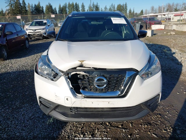 3N1CP5CU2KL565525 Nissan KICKS SV
