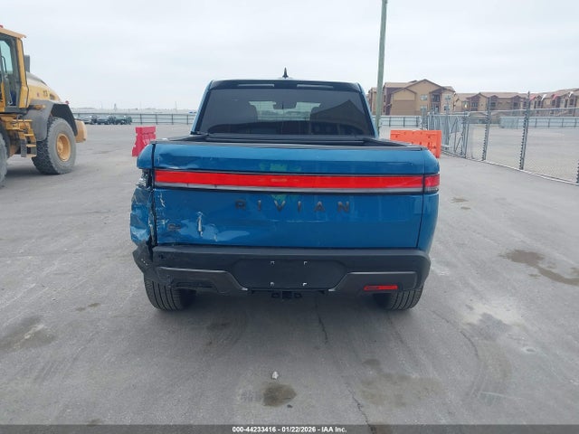 Rivian r1t 2025 7FCTGBAA3SN040116 Image 17