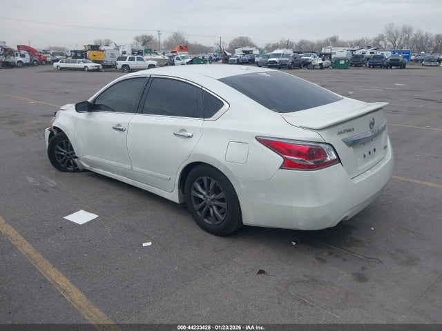 1N4AL3AP9FN916587 Nissan Altima 2.5 S