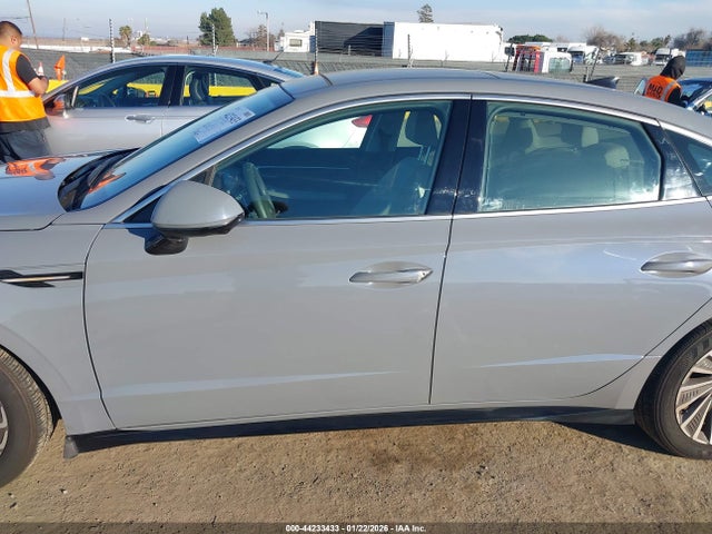 KMHL54JJ2SA105449 Hyundai Sonata Hybrid Limited