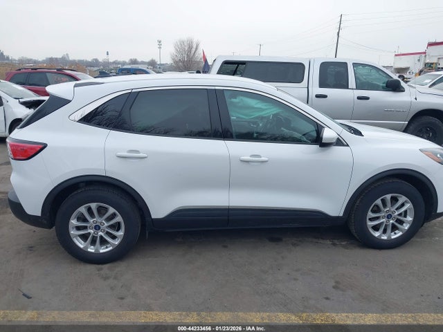 1FMCU9G61LUB80288 Ford ESCAPE SE