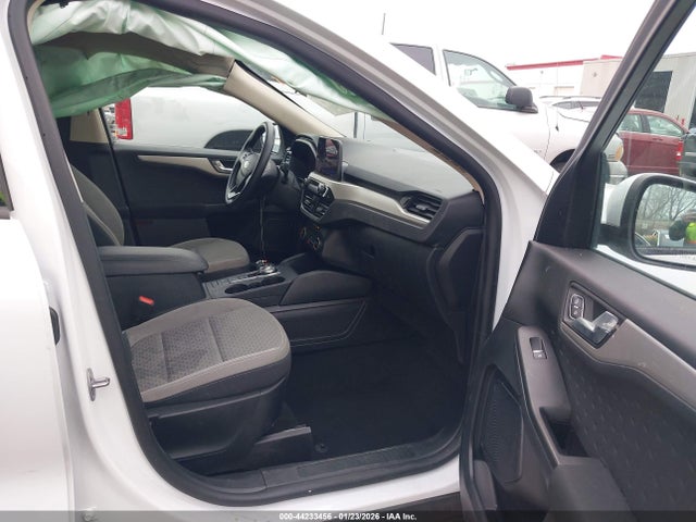 1FMCU9G61LUB80288 Ford ESCAPE SE