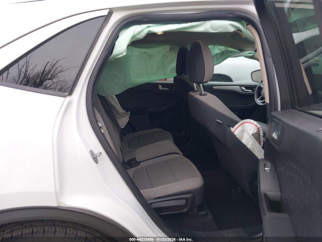 1FMCU9G61LUB80288 Ford ESCAPE SE