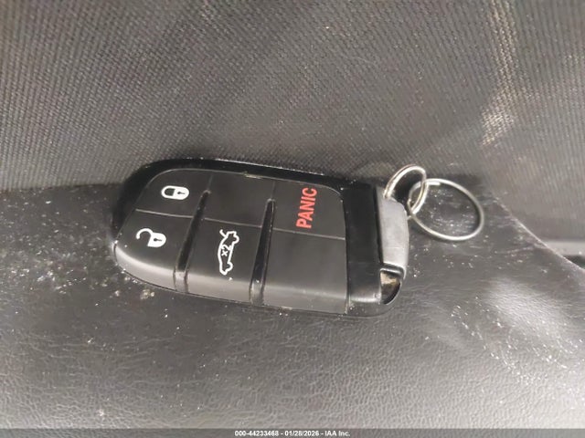 Dodge Challenger Sxt Awd 2019 2C3CDZGG5KH624209 Image 11