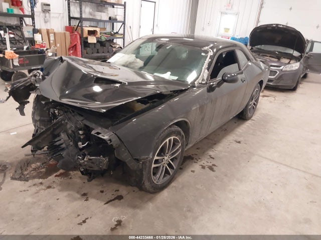 Dodge Challenger Sxt Awd 2019 2C3CDZGG5KH624209 Image 2