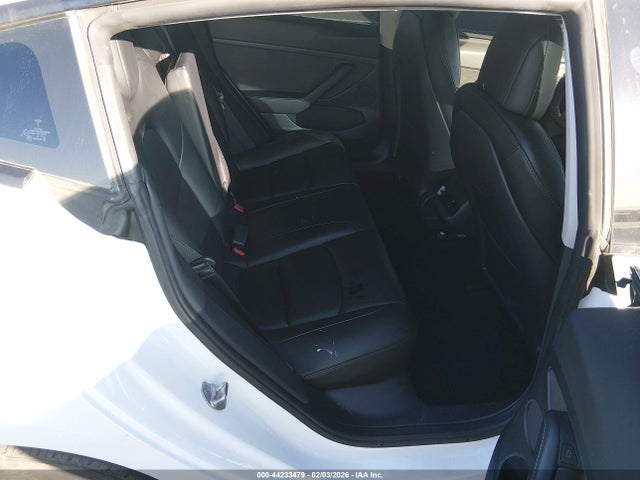 Tesla Model 3 Rear-wheel Drive 2022 5YJ3E1EA8NF244624 Image 8