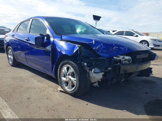 KMHLL4AG6PU542449 Hyundai ELANTRA SE