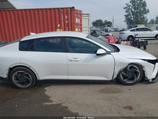 KIA K4 Ex 2025 3KPFU4DE9SE038509 Image 13