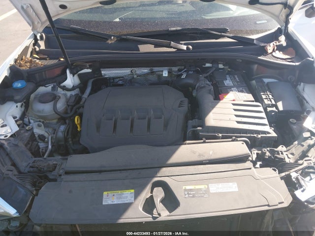 44233493 :رقم المزاد ، WA1AUCF35M1061611 vin ، 2021 Audi Q3 Premium 40 Tfsi Quattro Tiptronic مزاد بيع