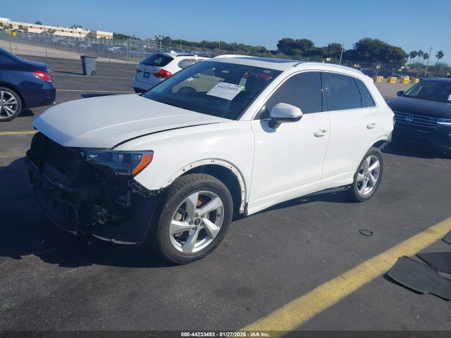 44233493 :رقم المزاد ، WA1AUCF35M1061611 vin ، 2021 Audi Q3 Premium 40 Tfsi Quattro Tiptronic مزاد بيع