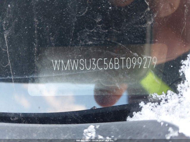 2011 MINI COOPER WMWSU3C56BT099279 Photo 8