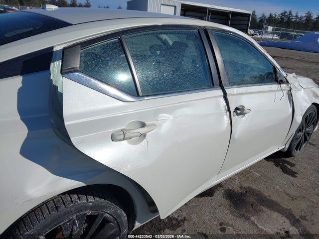 1N4BL4CW1LC139120 Nissan Altima Sr Intelligent Awd