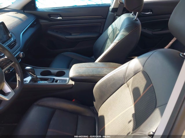 1N4BL4CW1LC139120 Nissan Altima Sr Intelligent Awd