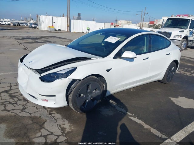 44233547 :رقم المزاد ، 5YJ3E1EA9PF693829 vin ، 2023 Tesla Model 3 Rear-wheel Drive مزاد بيع
