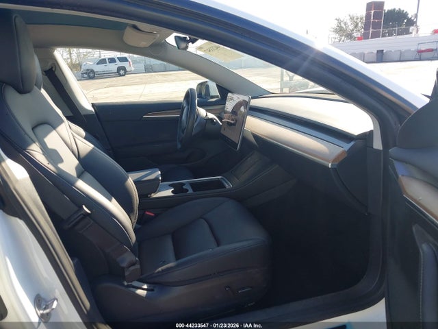 44233547 :رقم المزاد ، 5YJ3E1EA9PF693829 vin ، 2023 Tesla Model 3 Rear-wheel Drive مزاد بيع