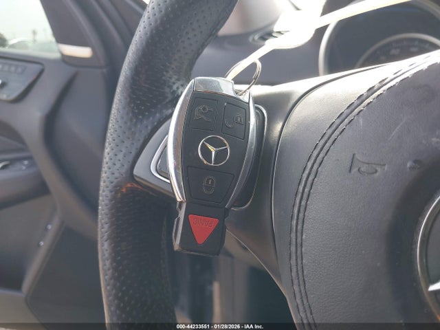 4JGDF6EE1HA750709 Mercedes-Benz Gls 450 4matic