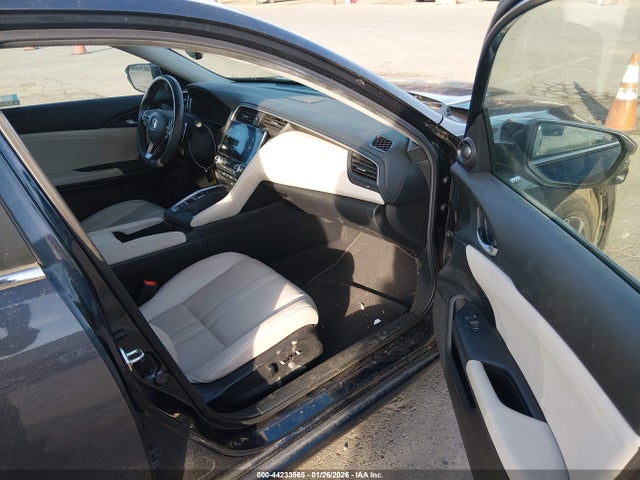 Honda Insight Touring 2019 19XZE4F94KE032143 Image 5