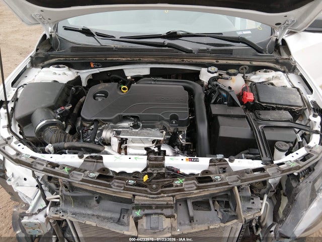 1G1ZC5ST2SF139817 Chevrolet Malibu Fwd 1fl