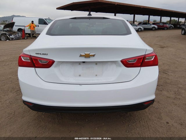 1G1ZC5ST2SF139817 Chevrolet Malibu Fwd 1fl