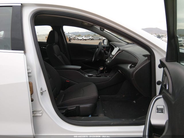 1G1ZC5ST2SF139817 Chevrolet Malibu Fwd 1fl