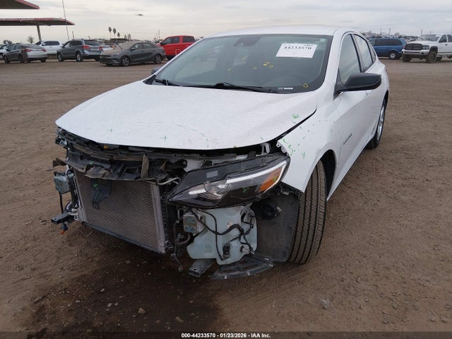 1G1ZC5ST2SF139817 Chevrolet Malibu Fwd 1fl