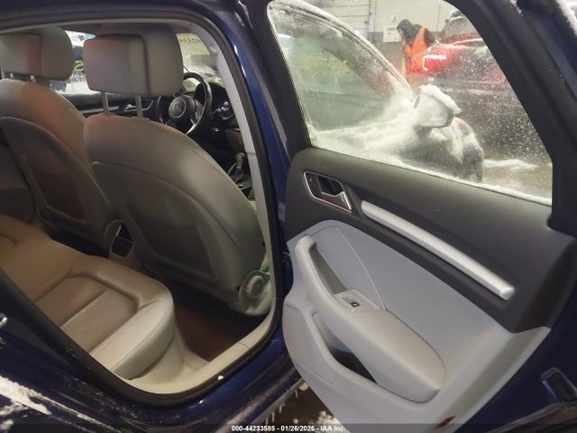 2016 AUDI A3 WAUA7HFF1G1095129 Photo 7