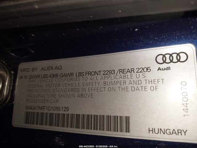 2016 AUDI A3 WAUA7HFF1G1095129 Photo 8