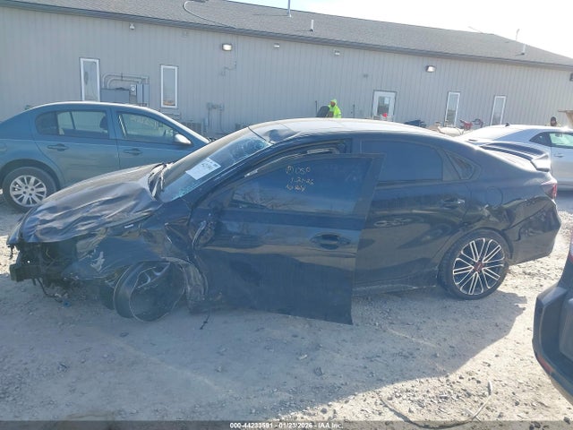 44233591 :رقم المزاد ، 3KPF44AC0PE629662 vin ، 2023 Kia Forte Gt مزاد بيع