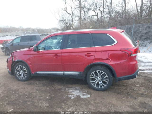 JA4JZ4AX0JZ069114 Mitsubishi OUTLANDER GT