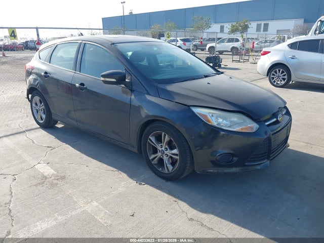 Ford FOCUS SE 2014 1FADP3K25EL249130 zdjęcie główne
