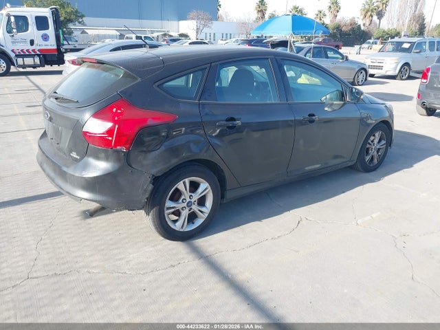 Ford FOCUS SE 2014 1FADP3K25EL249130 Image 4