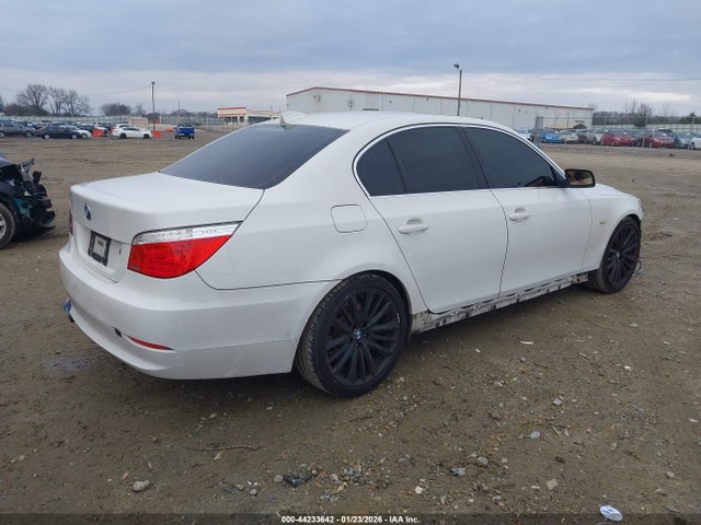 44233642 :رقم المزاد ، WBANU53528CT13654 vin ، 2008 Bmw 528i مزاد بيع