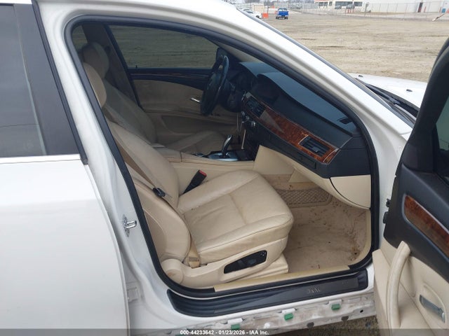 44233642 :رقم المزاد ، WBANU53528CT13654 vin ، 2008 Bmw 528i مزاد بيع