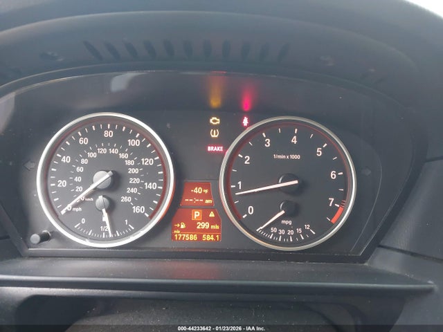 44233642 :رقم المزاد ، WBANU53528CT13654 vin ، 2008 Bmw 528i مزاد بيع