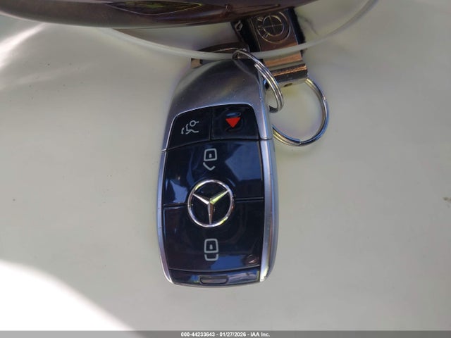 WDDUG8DB6KA482922 Mercedes-Benz S 560