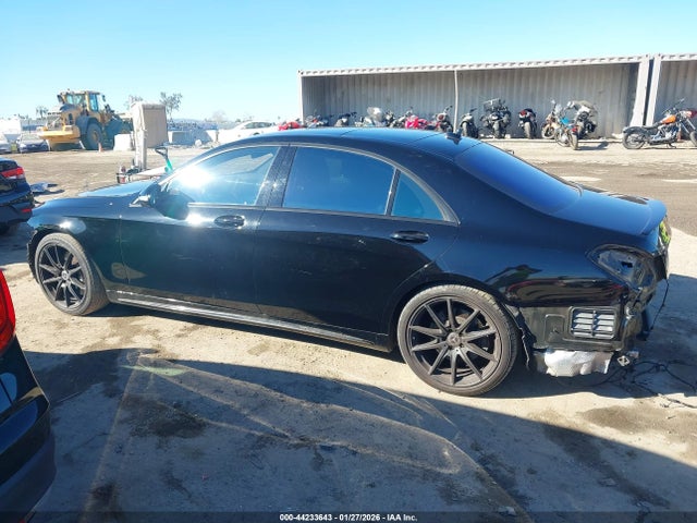 WDDUG8DB6KA482922 Mercedes-Benz S 560