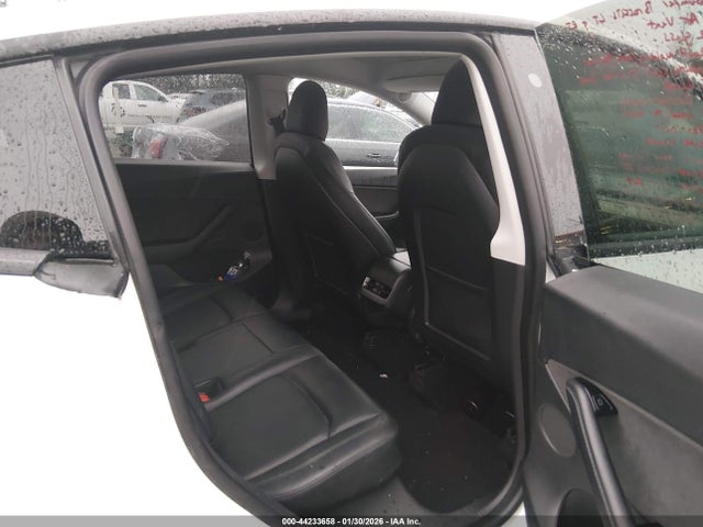 2020 TESLA MODEL Y 5YJYGDEE4LF055566 Photo 7