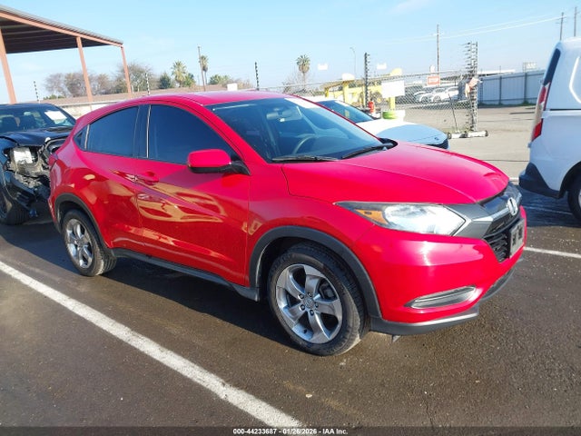 3CZRU5H32JM715457 Honda HR-V LX