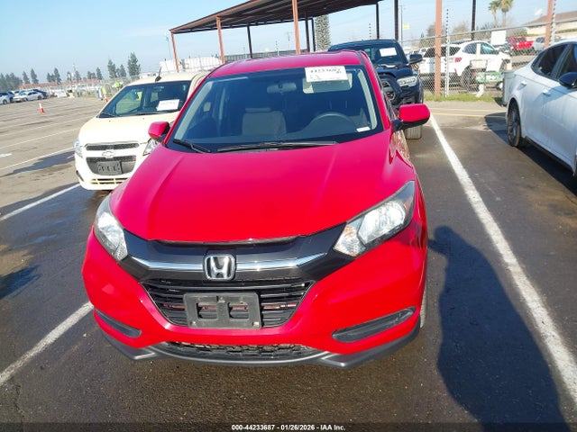 3CZRU5H32JM715457 Honda HR-V LX