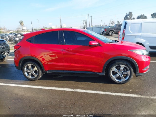 3CZRU5H32JM715457 Honda HR-V LX