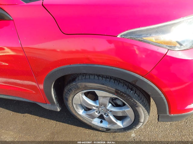 3CZRU5H32JM715457 Honda HR-V LX