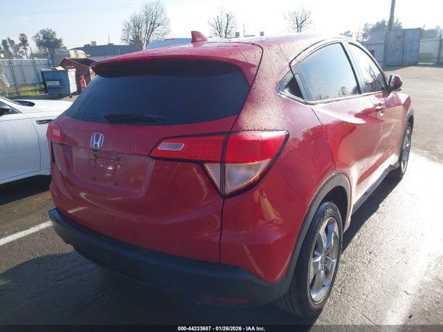 3CZRU5H32JM715457 Honda HR-V LX