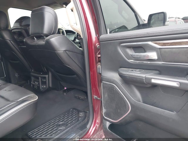 44233696 :رقم المزاد ، 1C6SRFJT6KN697987 vin ، 2019 Ram 1500 Laramie  4x4 5'7 Box مزاد بيع