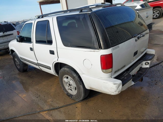 2000 CHEVROLET BLAZER 1GNDT13W0Y2349021 Photo 2