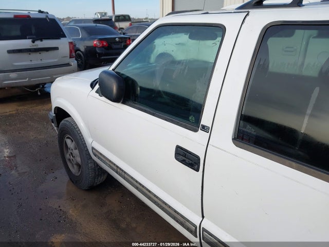 2000 CHEVROLET BLAZER 1GNDT13W0Y2349021 Photo 5