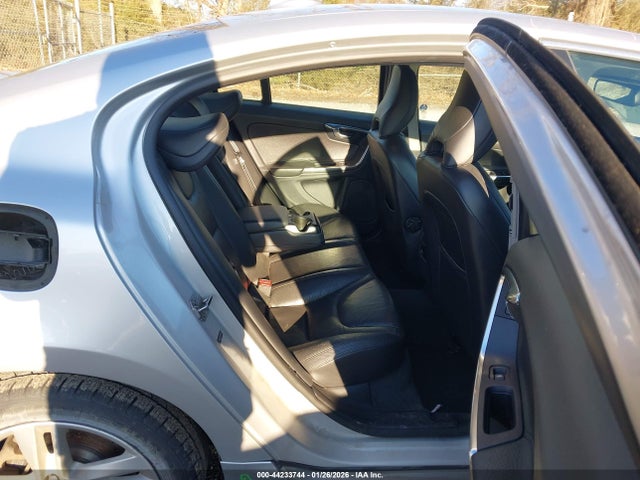 Продажа на аукционе авто 2014 Volvo S60 T5, vin: YV1612FS5E2271735, номер лота: 44233744