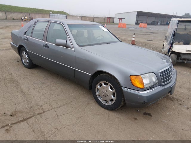 1993 MERCEDES-BENZ 300 WDBGA32E5PA114164