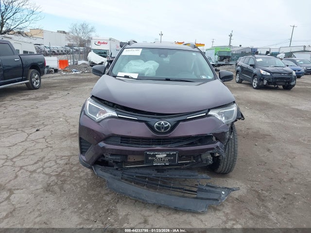 Toyota RAV4 LE 2018 2T3BFREV0JW849932 Image 12