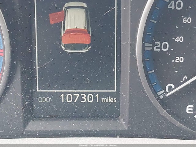 Toyota RAV4 LE 2018 2T3BFREV0JW849932 Image 15
